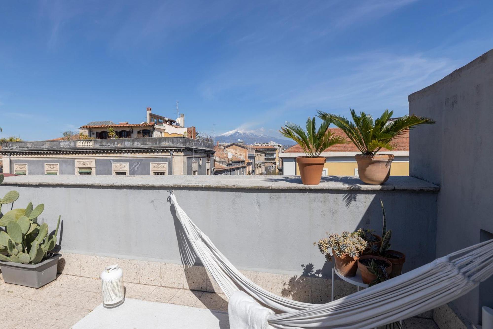 Homestay Rooftop Catane Extérieur photo